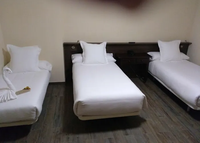 Hotell Valle Del Eria Castrocontrigo